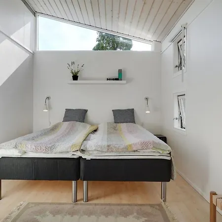 Drine - 700m From The Sea By Interhome